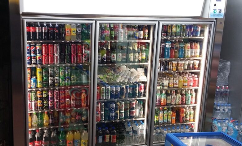 Αιματηρή-ληστεία-σε-περίπτερο-στην-Καρδίτσα-–-Ανήλικος-τραυμάτισε-τον-υπάλληλο