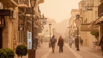 Καιρός:-Κύμα-αφρικανικής-σκόνης-θα-«πνίξει»-τη-χώρα-τις-επόμενες-ημέρες-–-Πότε-και-πού-αναμένονται-λασποβροχές