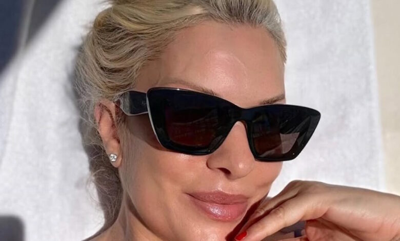 Η-Ελένη-Μενεγάκη-έκανε-ηλιοθεραπεία-στη-Μάλαγα-της-Ισπανίας