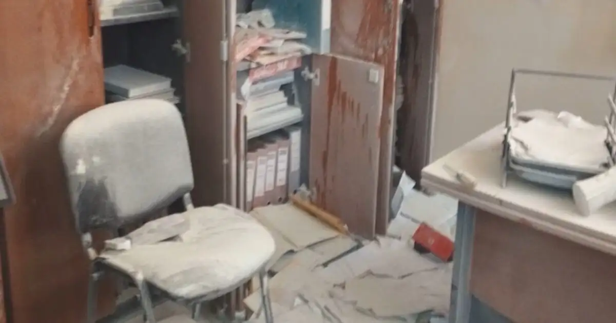 Βανδαλισμοί-και-κλοπές-στο-5ο-Γυμνάσιο-–-Λύκειο-Γλυφάδας:-Αγωγές-και-μηνύσεις-προαναγγέλλει-ο-δήμος