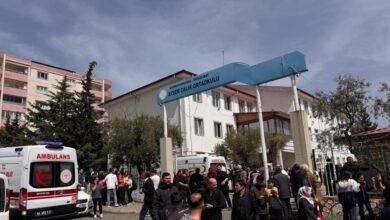 Τουρκία:-Με-5-όπλα-έσπειρε-τον-θάνατο-στο-σχολείο-ο-15χρονος-γιος-πρώην-αστυνομικού-–-9-οι-νεκροί-από-το-μακελειό