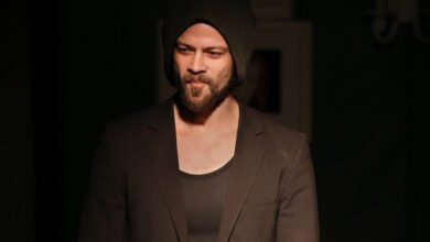 Ο-σωσίας-του-Μπραντ-Πιτ-αποκαλύπτει:-«Έγραψαν-ότι-απατούσε-την-Τζένιφερ-Άνιστον-επειδή-με-φωτογράφισαν-με-την-κοπέλα-μου»