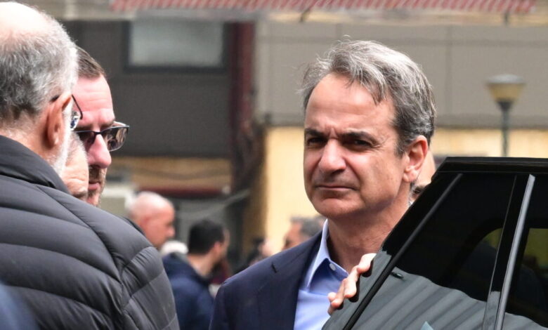 Ο-Κυριάκος-Μητσοτάκης-ξανά-στον-Ευαγγελισμό-όπου-νοσηλεύεται-με-ανεύρυσμα-ο-Γιώργος-Μυλωνάκης