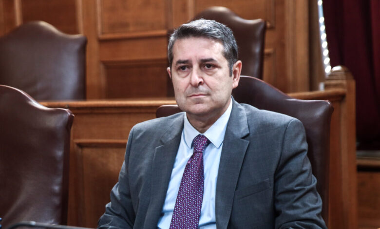 Γιώργος-Μυλωνάκης:-«Έχουμε-10-ημέρες-αγωνίας»,-είπε-ο-γιατρός-που-τον-χειρούργησε-–-Ξανά-στον-Ευαγγελισμό-ο-Μητσοτάκης