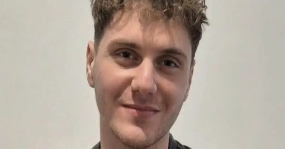 Λευκάδα:-Υποτροφία-για-μαθητή-που-πήγαινε-για-6-χρόνια-με-καΐκι-στο-σχολείο