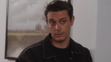 Γη-της-ελιάς-–-επόμενο-επεισόδιο:-Ο-Μανώλης-ότι-μια-μητέρα-που-παράτησε-το-μωρό-της-κι-αποφασίζει-να-την-τιμωρήσει