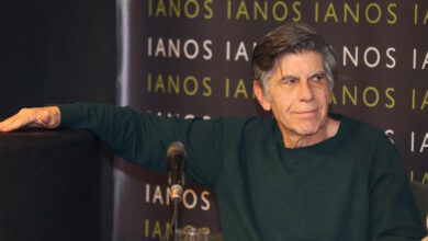 Γιάννης-Μπέζος:-«Έχω-μια-σχέση-“τόσο-–-όσο”-με-το-σούπερ-μάρκετ,-παίρνω-μόνο-τα-απολύτως-απαραίτητα»