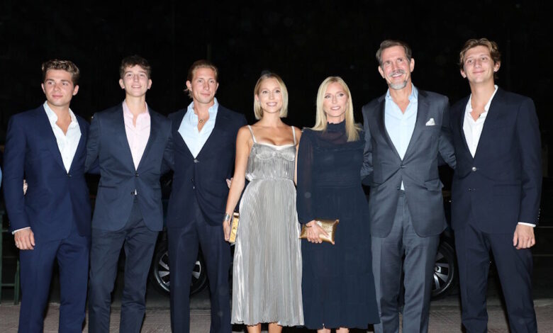 Παύλος-Ντε-Γκρες-–-Μαρί-Σαντάλ:-Ο-γιος-τους-Οδυσσέας-–-Κίμωνας-είχε-ατύχημα-και-χτύπησε-στο-κεφάλι