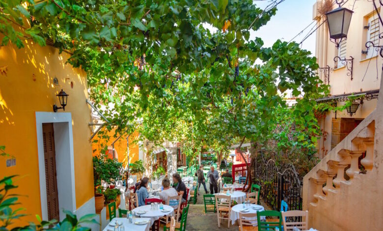 Κοινωνικός-Τουρισμός:-1η-Μαΐου-ανοίγει-το-πρόγραμμα-με-επιταγές-σε-300.000-δικαιούχους-για-έως-12-δωρεάν-διανυκτερεύσεις