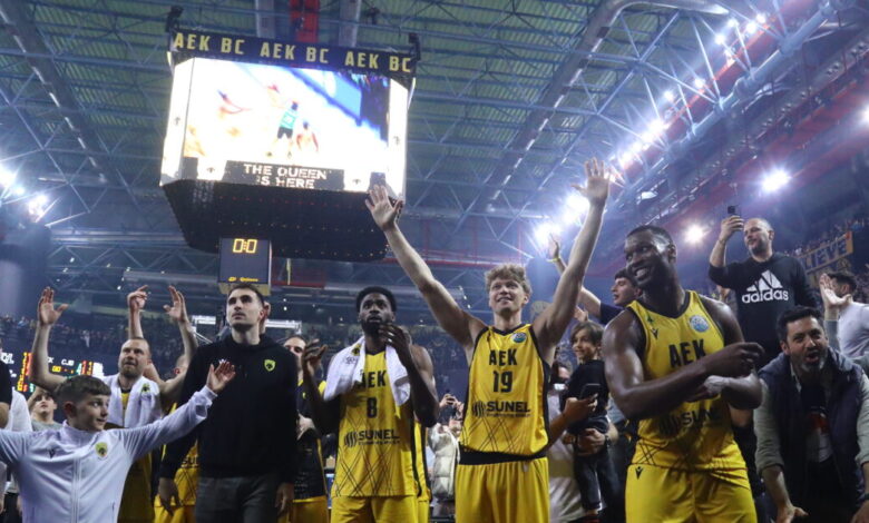 ΑΕΚ:-Οι-έξαλλοι-πανηγυρισμοί-παικτών-και-οπαδών-στη-«sunel-arena»-μετά-την-πρόκριση-της-Ένωσης-στο-final-4-του-bcl