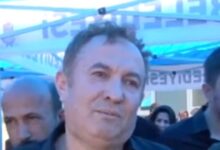 ayla-kara:-Λιποθύμησε-στην-κηδεία-ο-σύζυγος-της-καθηγήτριας-που-σκοτώθηκε-στο-μακελειό-στην-Τουρκία-–-Σπαρακτικές-στιγμές