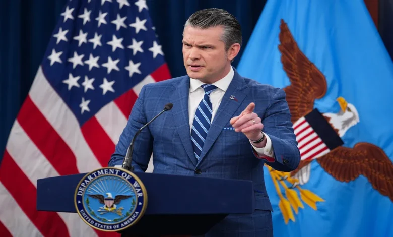 Ο-Πιτ-Χέγκσεθ-ηγήθηκε-προσευχής-στο-Πεντάγωνο-με-«βιβλικό»-παράθεμα-από-ταινία-του-Ταραντίνο