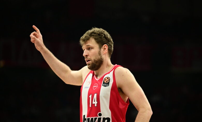 Ολυμπιακός-–-Αρμάνι-Μιλάνο-live-για-την-τελευταία-αγωνιστική-της-euroleague