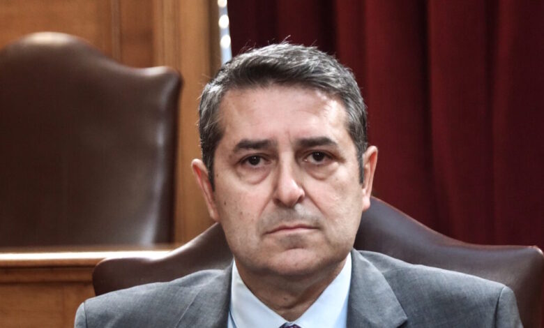 Ευτύχης-Αρχοντάκης:-Ο-Χανιώτης-γιατρός-που-χειρούργησε-τον-Γιώργο-Μυλωνάκη-είναι-«σωτήρας»-πολλών-ασθενών