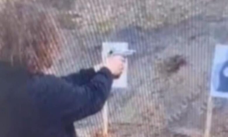 Τουρκία:-Βίντεο-με-τον-δράστη-να-κάνει-σκοποβολή-με-τον-πατέρα-του-λίγο-πριν-το-μακελειό-στο-σχολείο