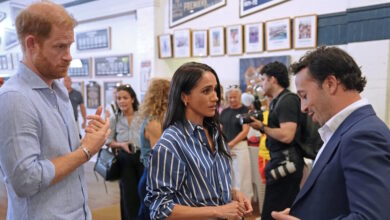 Αυστραλία:-Ο-πρίγκιπας-Χάρι-και-η-Μέγκαν-συνάντησαν-τους-επιζώντες-της-φονικής-επίθεσης-στην-παραλία-Μπόνταϊ-του-Σίδνεϊ