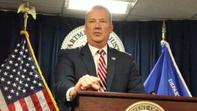 Αποχωρεί-ο-άνθρωπος-κλειδί-της-ice-και-της-αντιμεταναστευτικής-εκστρατείας-Τραμπ