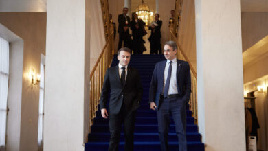 bloomberg:-Γαλλία-και-Ελλάδα-ανανεώνουν-για-άλλα-πέντε-χρόνια-την-αμυντική-συμφωνία