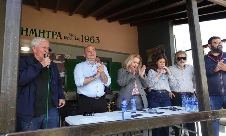 Συγκινήθηκε-ο-πρόεδρος