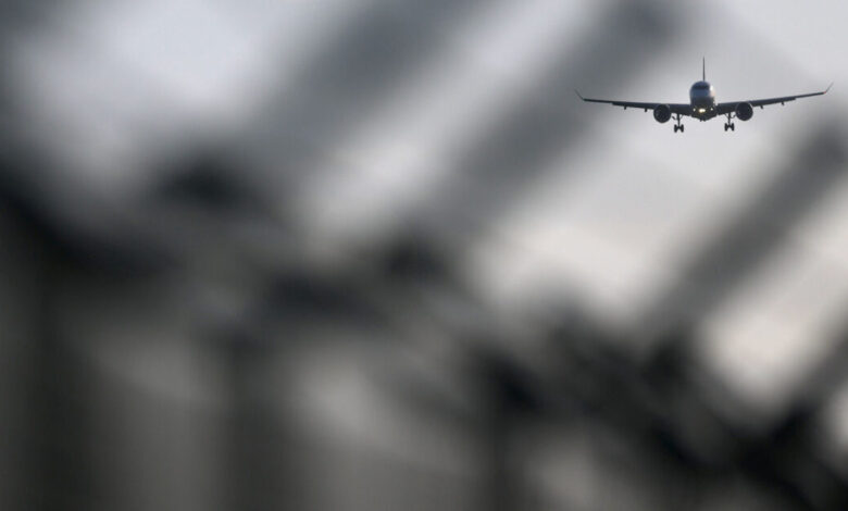 Ιράν:-Άνοιξε-ο-εναέριος-χώρος-για-πρώτη-φορά-μετά-την-έναρξη-του-πολέμου