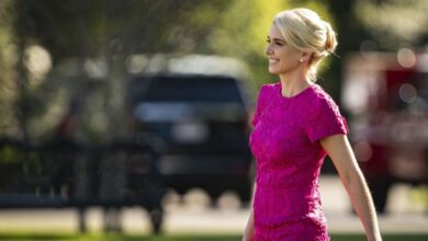 Νάταλι-Χαρπ:-Η-εμμονική-συνεργάτιδα-του-Τραμπ-που-σήμανε-συναγερμό-στις-Μυστικές-Υπηρεσίες-–-Λέει-ότι-του-χρωστάει-τη-ζωή-της