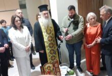 Πλήθος-κόσμου-στα-εγκαίνια-του-“ΚΕΠ-μου”-της-Ναυσικάς-Χρ.-Μιχαλάκη