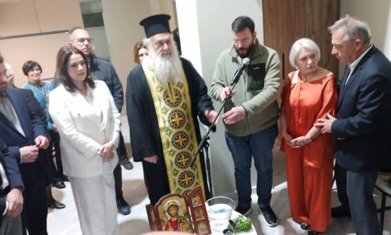 Πλήθος-κόσμου-στα-εγκαίνια-του-“ΚΕΠ-μου”-της-Ναυσικάς-Χρ.-Μιχαλάκη