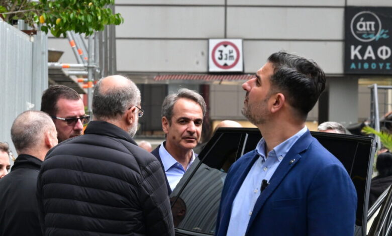 Κυριάκος-Μητσοτάκης:-Νέα-επίσκεψη-του-πρωθυπουργού-στον-«Ευαγγελισμό»-για-τον-Γιώργο-Μυλωνάκη