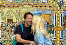 Ελένη-Μενεγάκη-–-Μάκης-Παντζόπουλος:-Οι-φωτογραφίες-από-το-ταξίδι-στην-Βαρκελώνη-με-την-κόρη-τους,-Μαρίνα