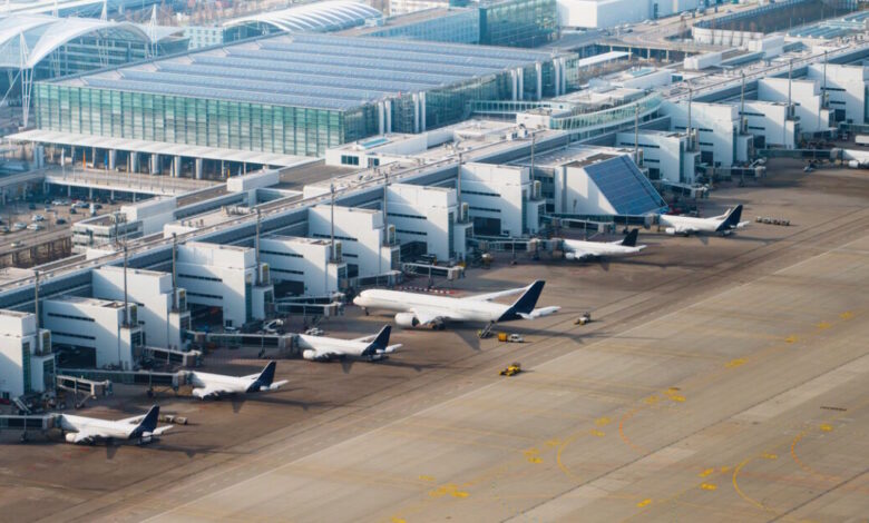 Οι-αεροπορικές-εταιρείες-κόβουν-ταξίδια-και-καθηλώνουν-πτήσεις-για-να-αντιμετωπίσουν-την-εκτόξευση-του-κόστους-καυσίμων