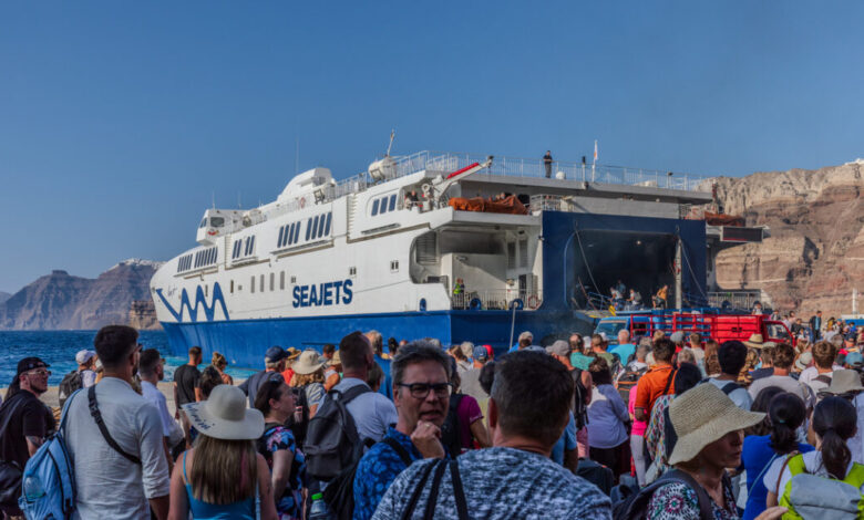 Κοινωνικός-Τουρισμός:-Ανοίγει-η-πλατφόρμα-αιτήσεων-για-διακοπές-από-τον-Μάϊο-–-Ποιοι-μπορούν-να-πάρουν-voucher