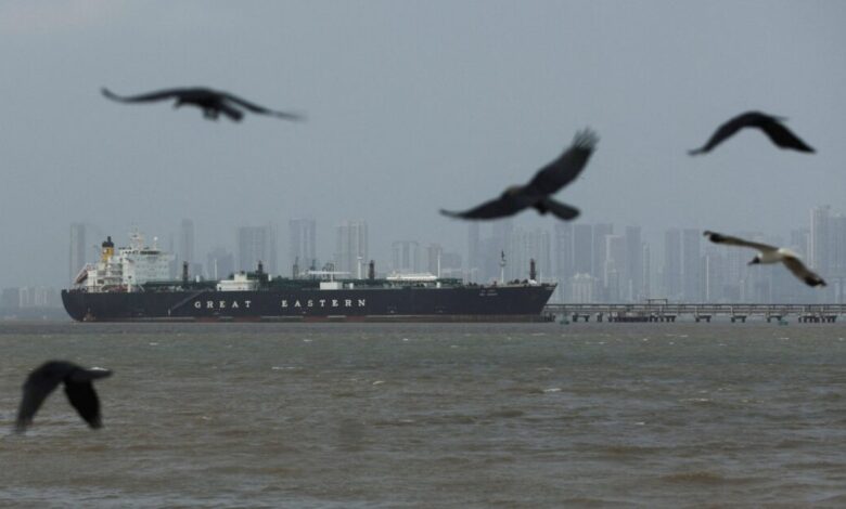 Το-Ιράν-«παίζει-τα-ρέστα-του»-στα-Στενά-του-Ορμούζ:-Το-σύντομο-άνοιγμα-και-η-συμφωνία-με-τις-ΗΠΑ-που-αργεί