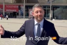 Το-χιουμοριστικό-βίντεο-Ανδρουλάκη-για-την-παρουσία-του-στην-Παγκόσμια-Προοδευτική-Κινητοποίηση-–-«Πρόεδρε,-are-you-in-pain»