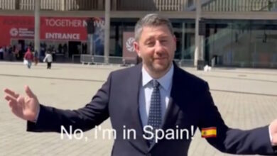 Το-χιουμοριστικό-βίντεο-Ανδρουλάκη-για-την-παρουσία-του-στην-Παγκόσμια-Προοδευτική-Κινητοποίηση-–-«Πρόεδρε,-are-you-in-pain»