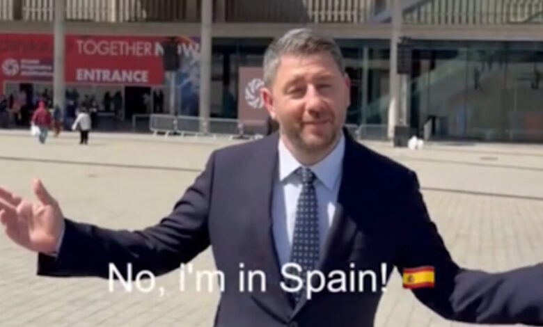 Το-χιουμοριστικό-βίντεο-Ανδρουλάκη-για-την-παρουσία-του-στην-Παγκόσμια-Προοδευτική-Κινητοποίηση-–-«Πρόεδρε,-are-you-in-pain»