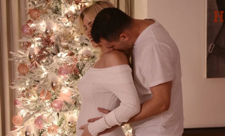 Η-Κατερίνα-Καινούργιου-ανέβασε-μία-νοσταλγική-φωτογραφία-με-τον-Παναγιώτη-Κουτσουμπή-–-«Όλα-έχουν-αλλάξει»,-έγραψε