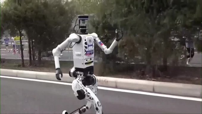 Ρομπότ-νίκησαν-ανθρώπους-σε-αγώνα-στο-Πεκίνο