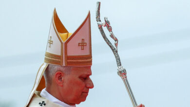 Πάπας-Λέων:-«Να-σιγάσουν-τα-όπλα»,-απηύθυνε-έκκληση-και-κατέκρινε-την-κλιμάκωση-του-πολέμου-στην-Ουκρανία