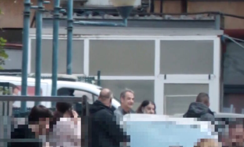 Στον-Ευαγγελισμό-ο-Κυριάκος-Μητσοτάκης-–-Παρέμεινε-περίπου-για-4-ώρες