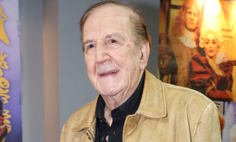 Γιώργος-Κωνσταντίνου:-Συγχώρεσα-τον-πατέρα-μου-που-με-εγκατέλειψε,-δεν-μπορώ-να-κρατήσω-κακία