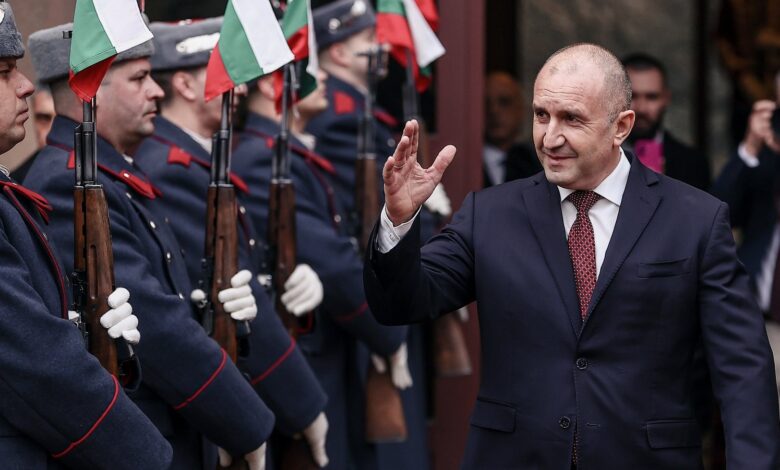 Εκλογές-στη-Βουλγαρία:-Νικητής-των-εκλογών-ο-Ρούμεν-Ράντεφ