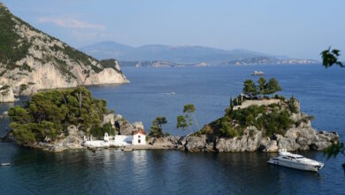 Κοινωνικός-Τουρισμός-2026:-Από-αύριο-οι-αιτήσεις-για-300.000-δικαιούχους-–-Με-ποια-ΑΦΜ-ξεκινά-η-διαδικασία