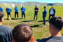 Τα-στόματα-δεν…-έκλεισαν.-Ανοίγουν…