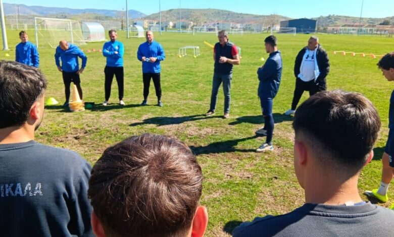 Τα-στόματα-δεν…-έκλεισαν.-Ανοίγουν…