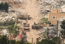 Κατοχή-και-γκρέμισμα:-Ισραηλινοί-εργολάβοι-μπήκαν-και-κατεδαφίζουν-σπίτια-στον-Λίβανο