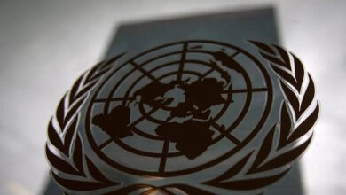 Ο-ΟΗΕ-διαψεύδει-αλλαγή-στάσης-στο-Κυπριακό-μετά-από-φωτογραφία-με-τη-σημαία-του-ψευδοκράτους