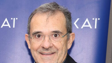 Παύλος-Τσίμας-για-Γιώργο-Μαζωνάκη:-Με-κολακεύει-που-θέλει-να-μου-δώσει-συνέντευξη