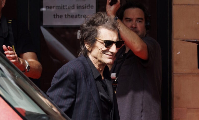 Ρόνι-Γουντ:-Ο-εμβληματικός-κιθαρίστας-των-rolling-stones-ετοιμάζεται-για-σόλο-συναυλία-στο-Λονδίνο-το-καλοκαίρι