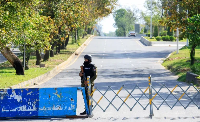 Θρίλερ-με-τις-συνομιλίες-ΗΠΑ-και-Ιράν-Αβέβαιο-το-μέλλον-της-εκεχειρίας-που-λήγει-[live]