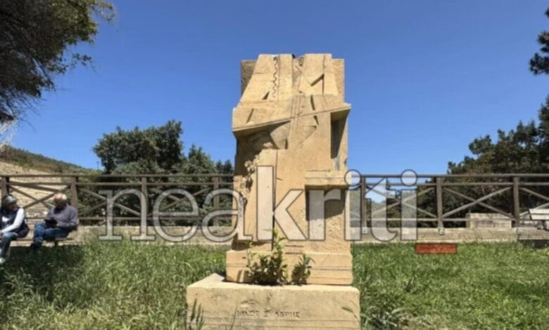 Ηράκλειο:-Άγνωστοι-αποκεφάλισαν-την-προτομή-του-Νίκου-Ξυλούρη